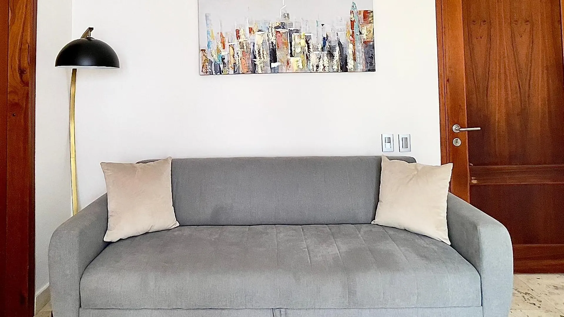 1Br Modern In Old City In Colonial Building Cartagena Colombia